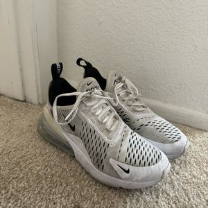 Nike Air Max 270